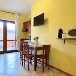 Casa Marti - 350 Meters From The Sea 펜션 카스텔사르도